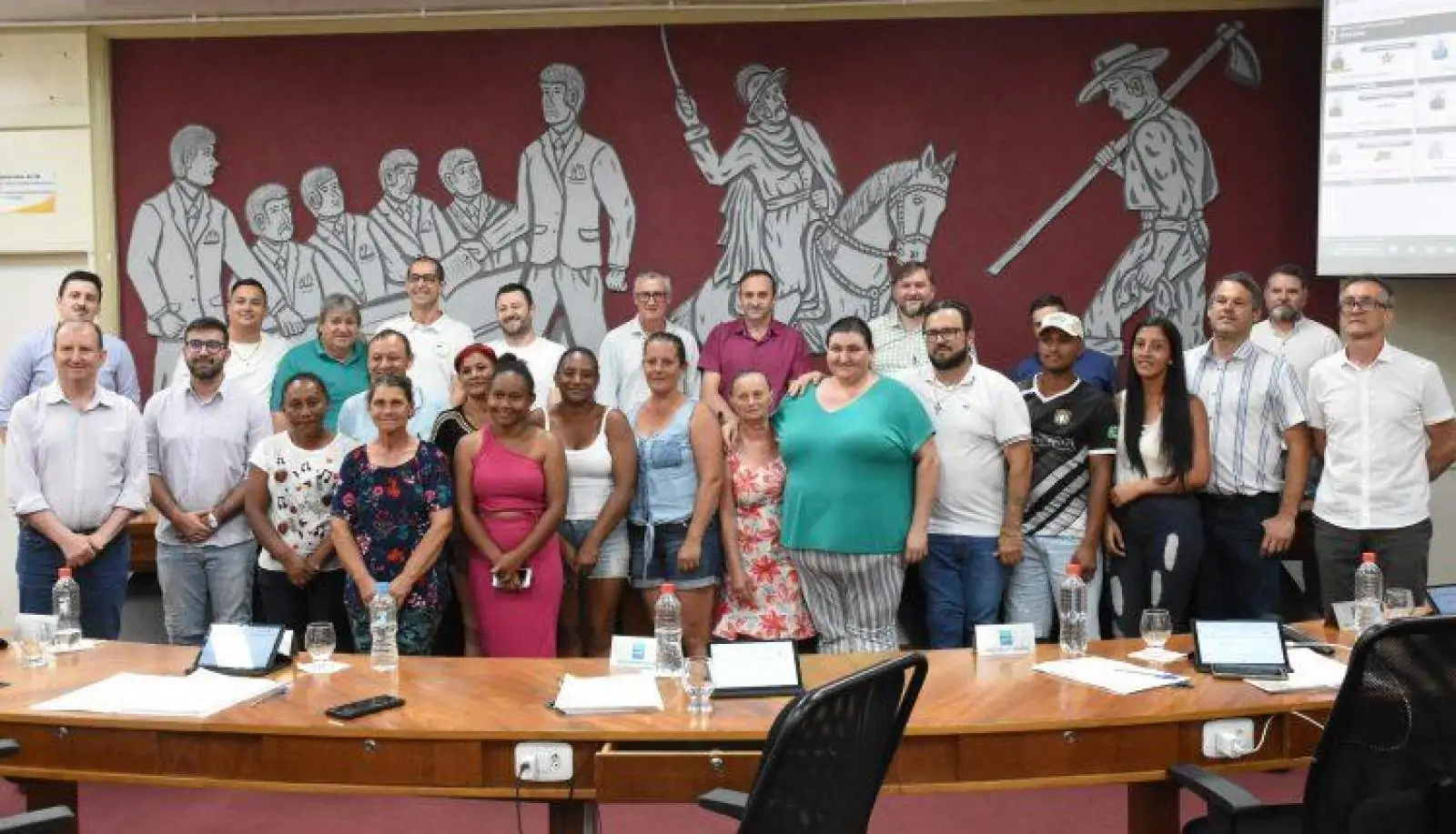 Vereadores aprovam concessão de auxílio aos recicladores vinculados a Associações de Reciclagem do município para 2024